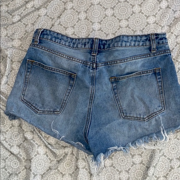 Shorts - Picture 2 of 2